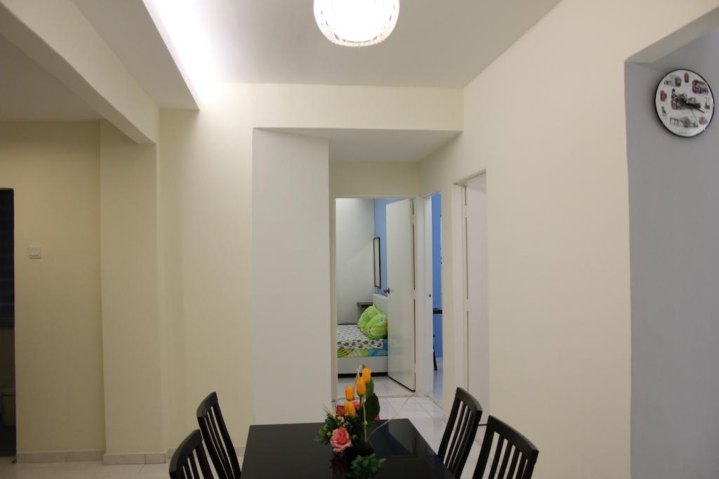 H&A Guest House ملقا الغرفة الصورة