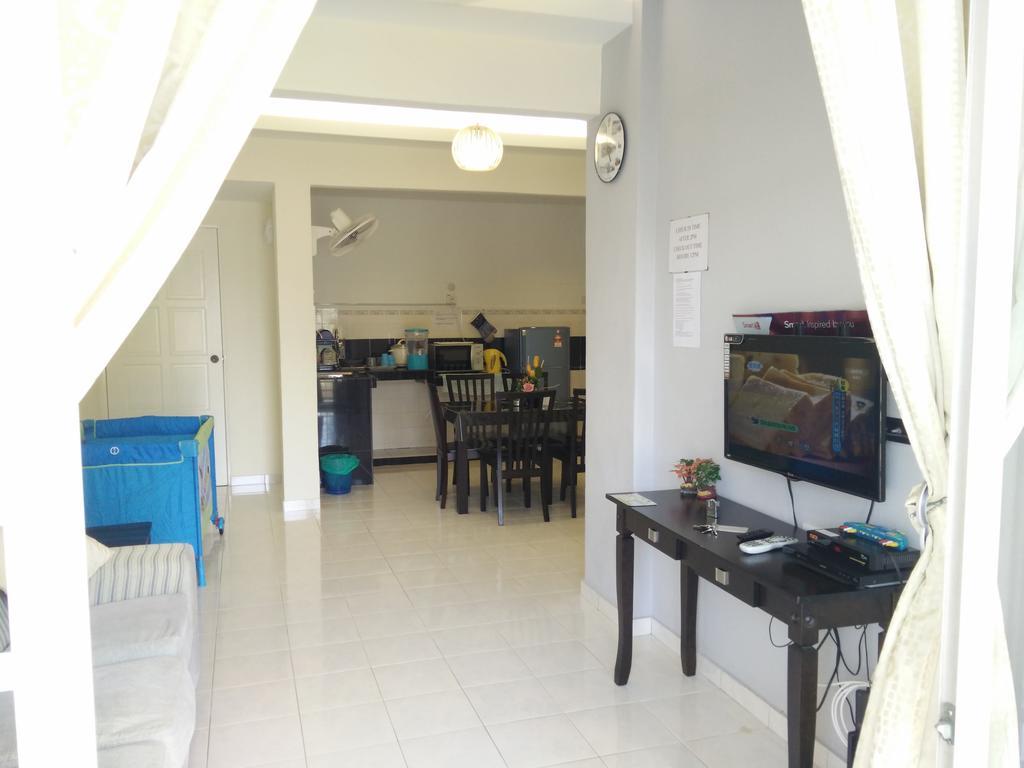 H&A Guest House ملقا الغرفة الصورة
