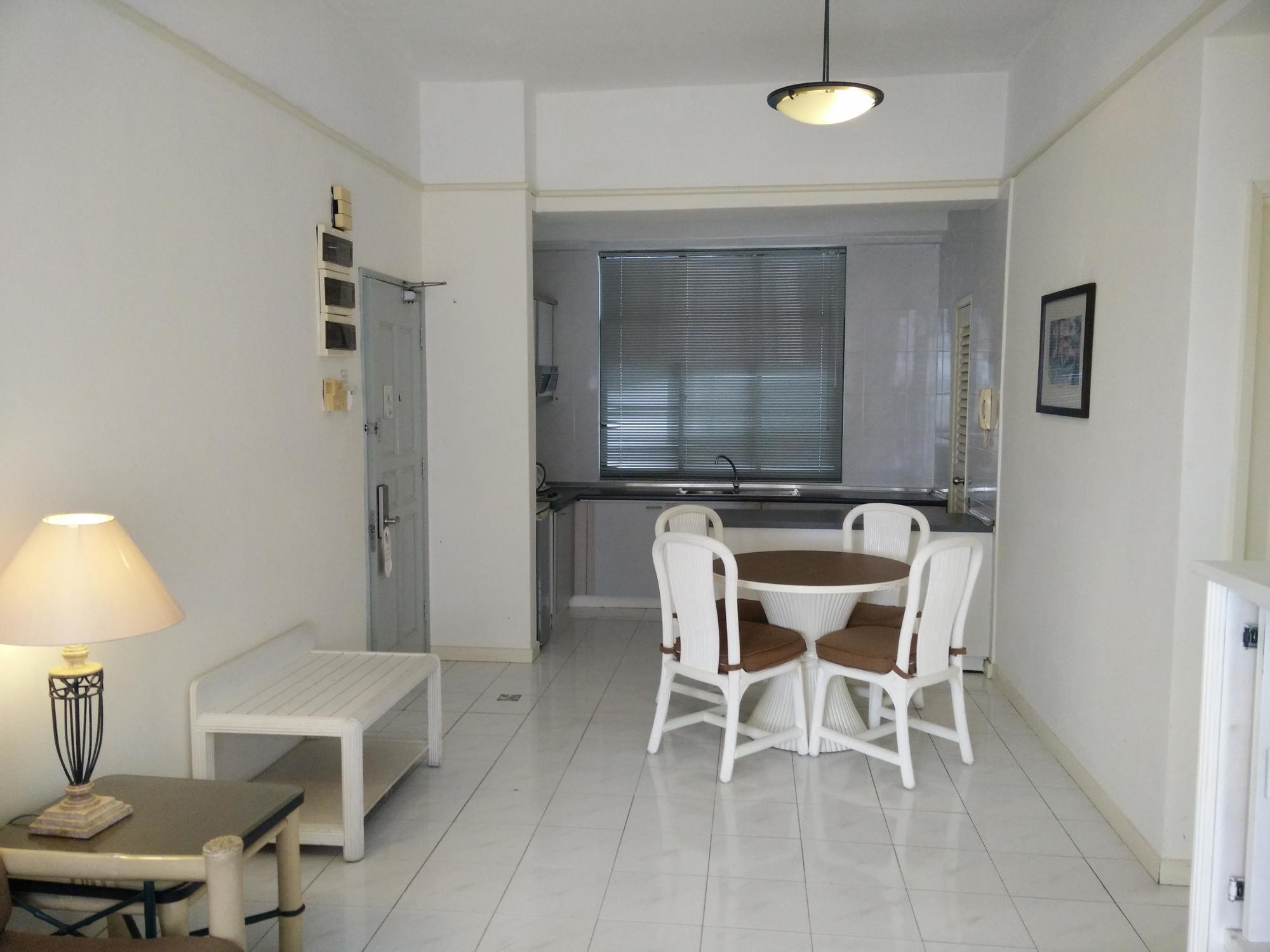 H&A Guest House ملقا المظهر الخارجي الصورة