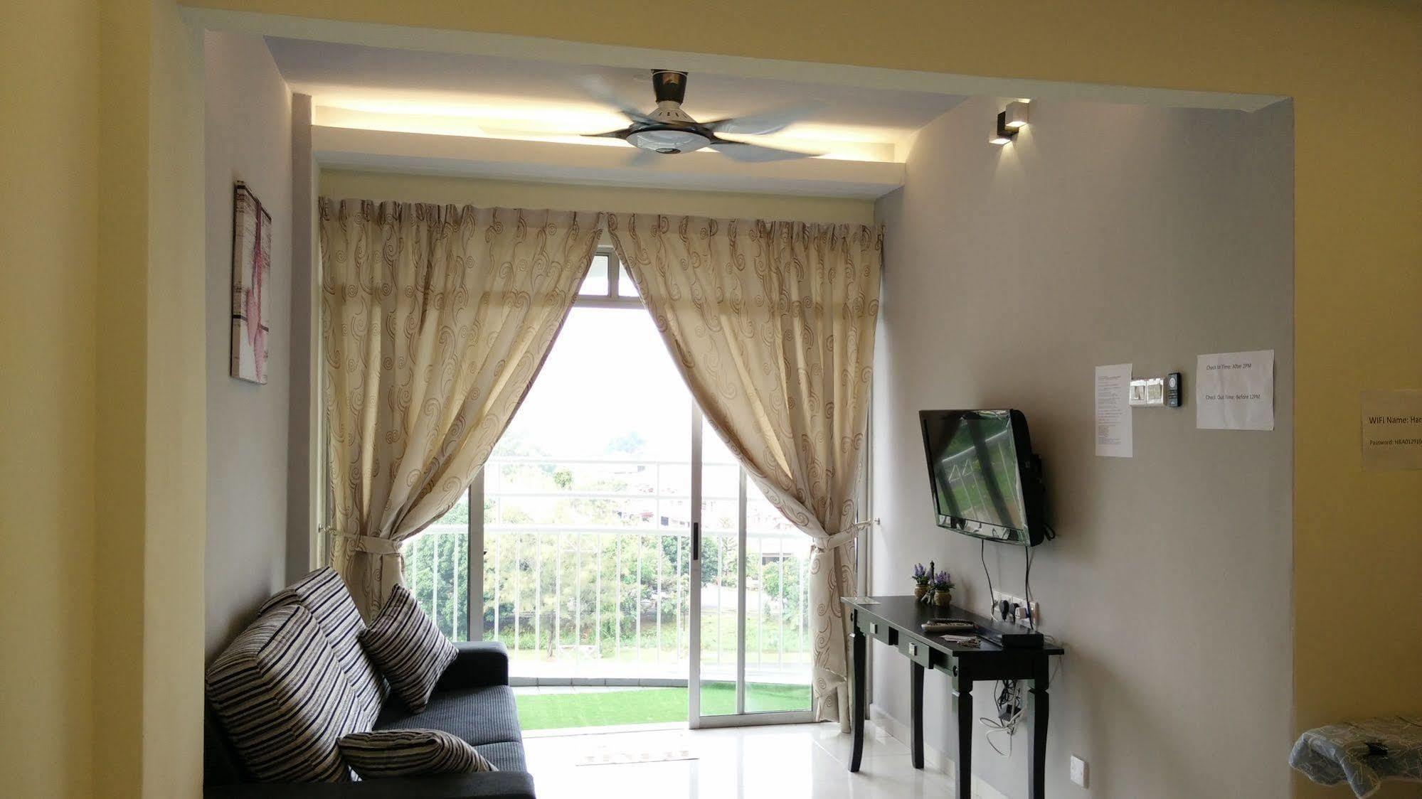 H&A Guest House ملقا المظهر الخارجي الصورة