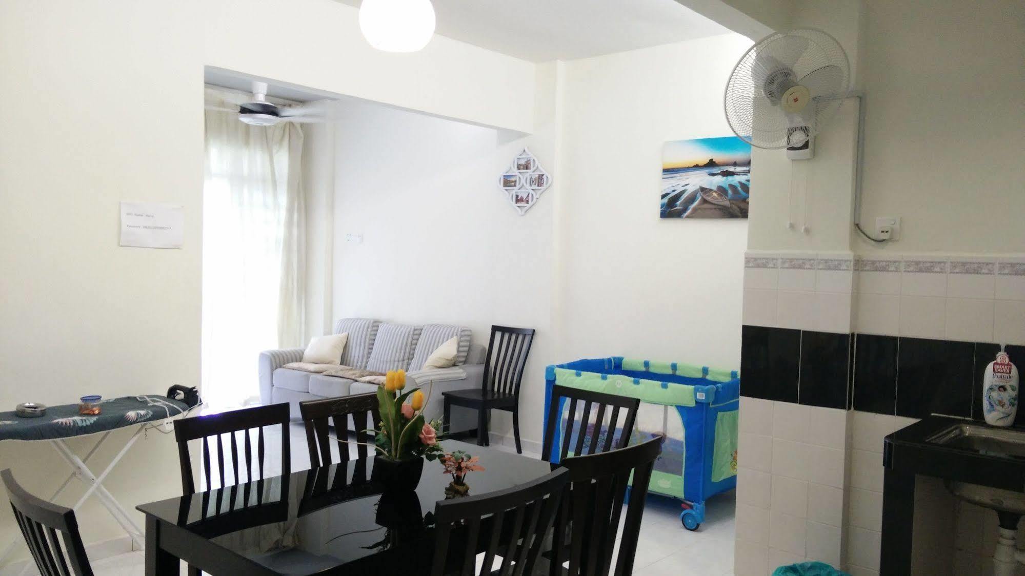 H&A Guest House ملقا المظهر الخارجي الصورة