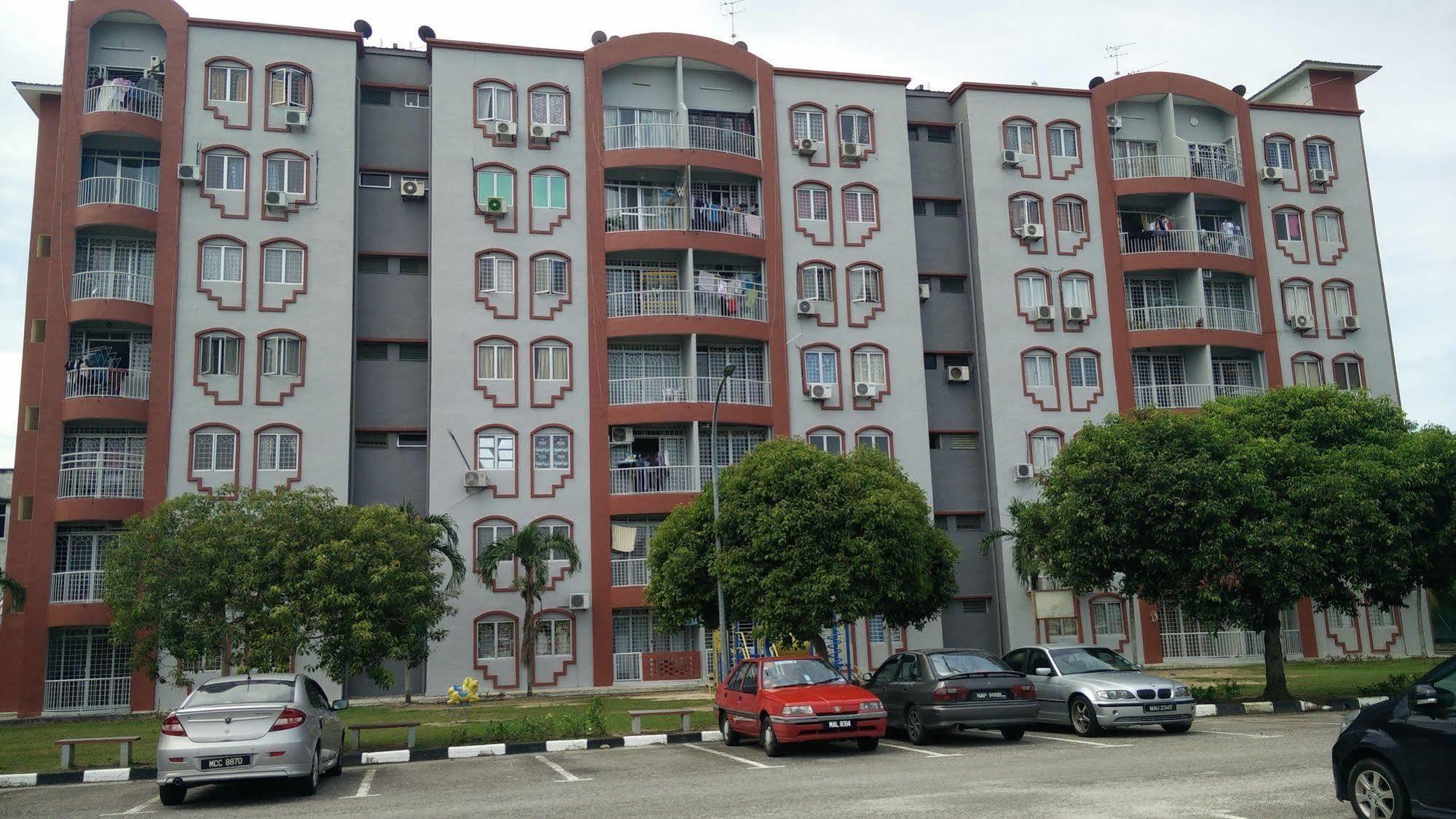 H&A Guest House ملقا المظهر الخارجي الصورة